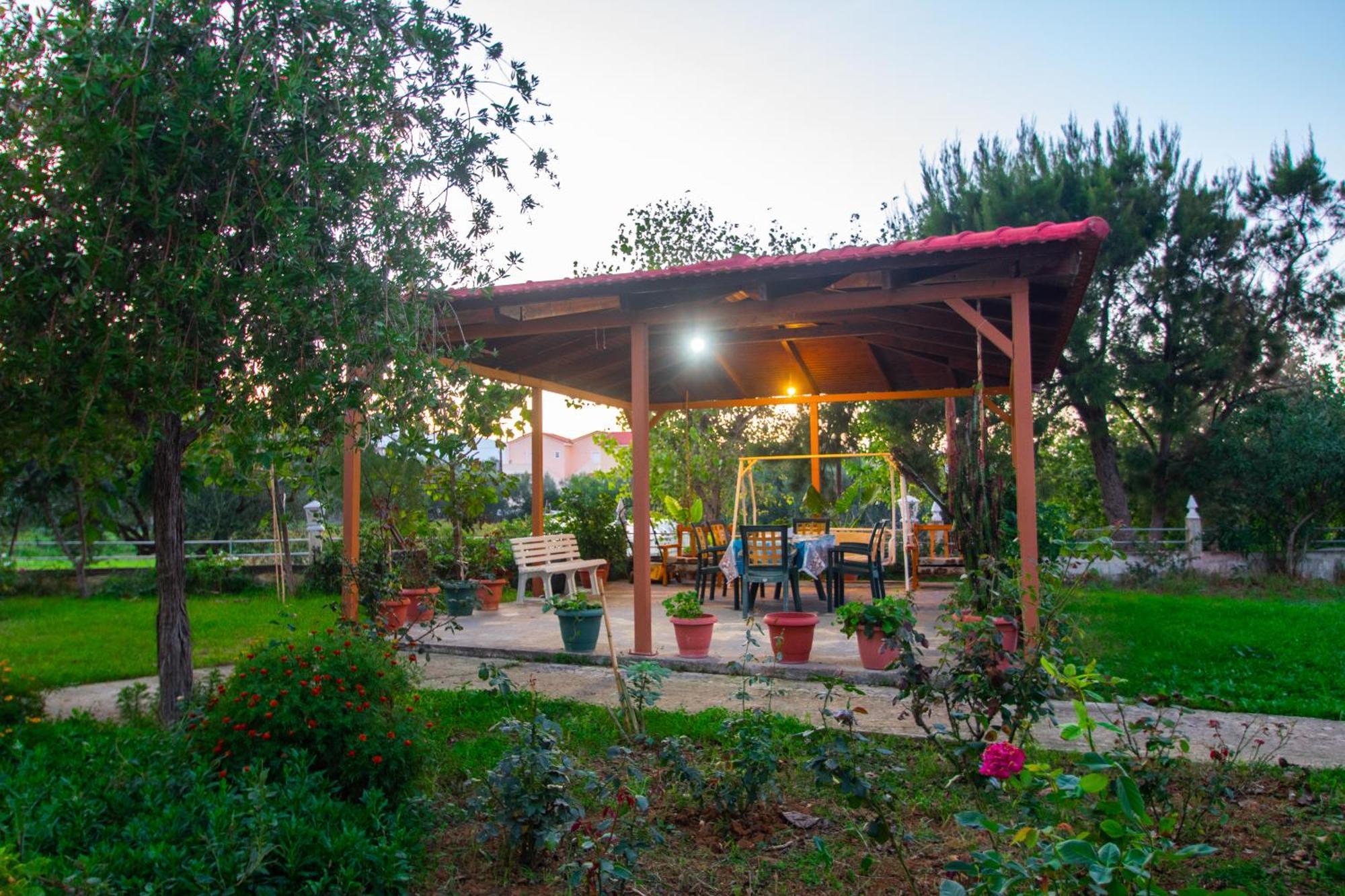 Avouris Studios Kypseli Exterior foto